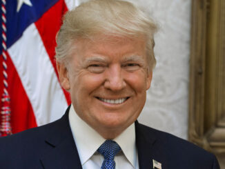 President Donald J. Trump Official Portrait, cropped at The White House, in Washington, D.C., on Friday, October 6, 2017 (SOURCE: Official White House Photo by Shealah Craighead)